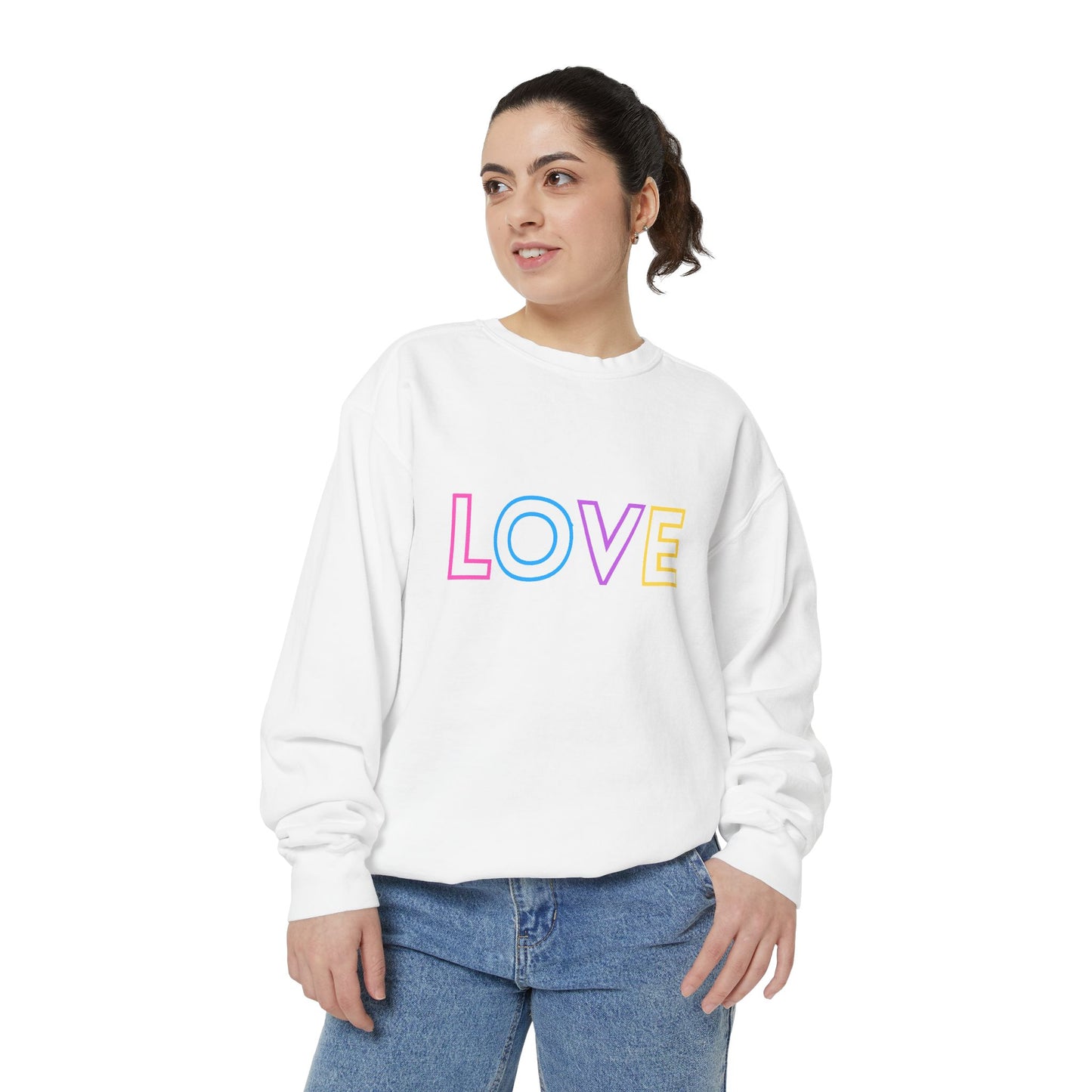 LOVE Sweatshirt - Unisex Garment-Dyed