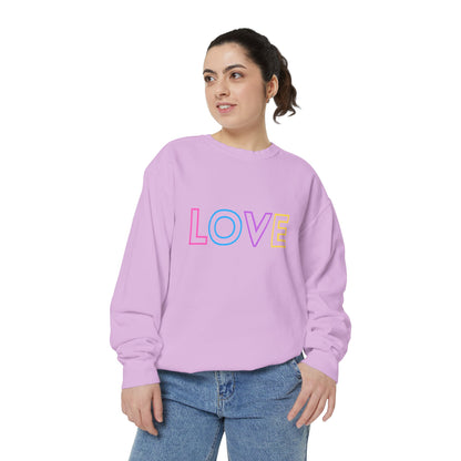 LOVE Sweatshirt - Unisex Garment-Dyed